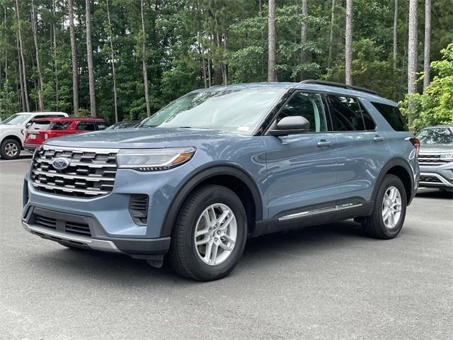 Photo of 2025 Vapor Blue Ford Explorer
