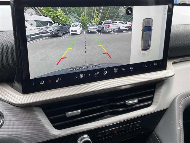Photo of 2025 Vapor Blue Ford Explorer