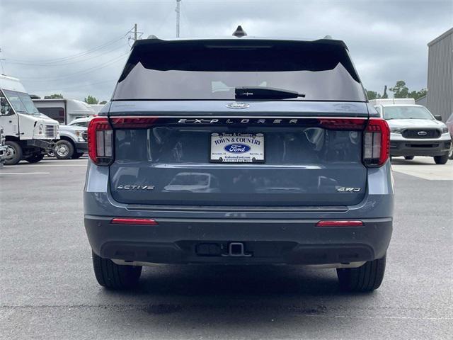 Photo of 2025 Vapor Blue Ford Explorer