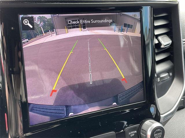 Photo of 2020 Diamond Black Crystal Pearlcoat RAM 1500