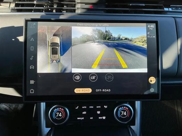 Photo of 2023 White Land Rover Range Rover