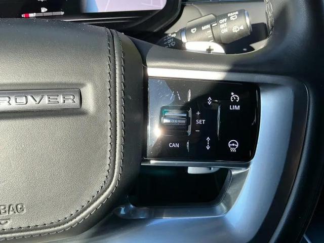 Photo of 2023 White Land Rover Range Rover