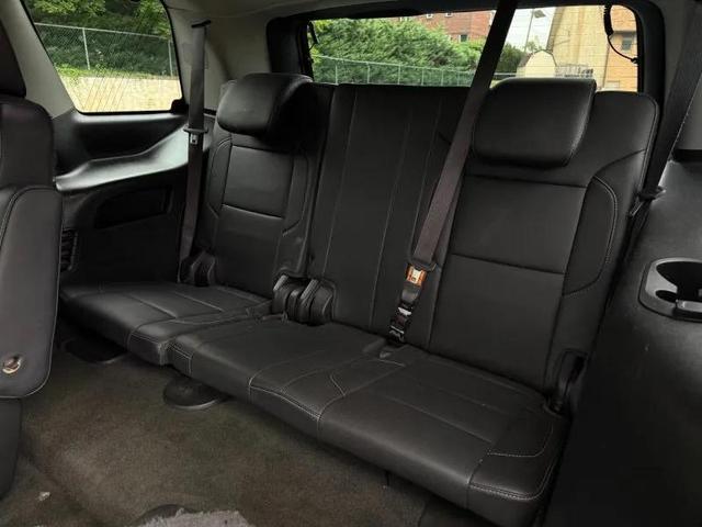 Photo of 2018 Gray GMC Yukon