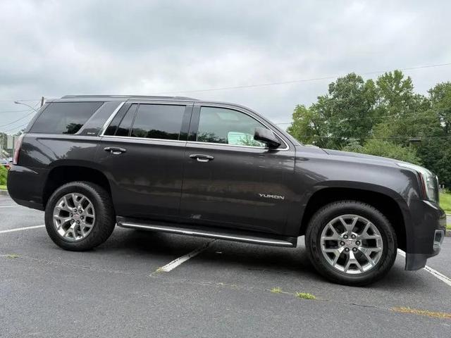 Photo of 2018 Gray GMC Yukon
