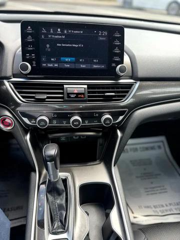 Photo of 2022 Platinum White Pearl Honda Accord