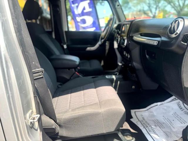 Photo of 2012 Bright Silver Metallic Clearcoat Jeep Wrangler Unlimited