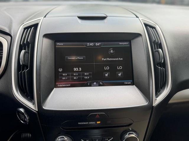 Photo of 2015 Gray Ford Edge