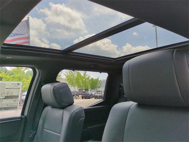 Photo of 2025 Wind Chill Prl Toyota Tundra Hybrid