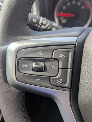 Photo of 2022 Silver Ice Metallic Chevrolet Silverado 1500 Limited