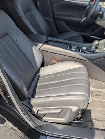 Photo of 2021 Jet Black Mica Mazda Mazda6