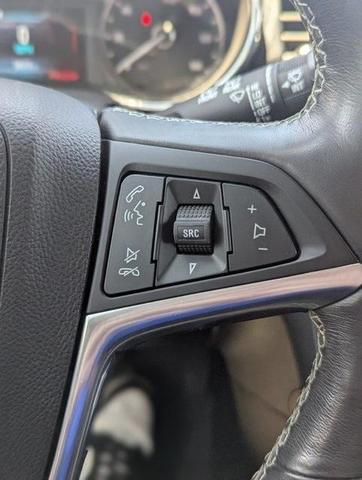 Photo of 2019 Summit White Buick Encore