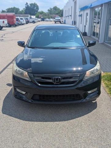 Photo of 2014 Crystal Black Pearl Honda Accord