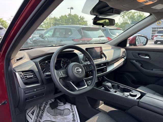 Photo of 2023 Scarlet Ember Tintcoat Nissan Rogue