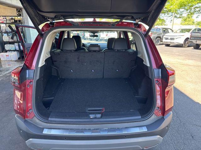 Photo of 2023 Scarlet Ember Tintcoat Nissan Rogue