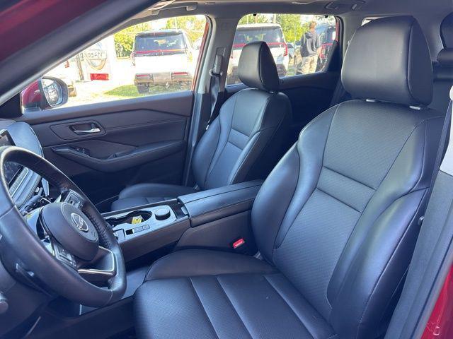 Photo of 2023 Scarlet Ember Tintcoat Nissan Rogue