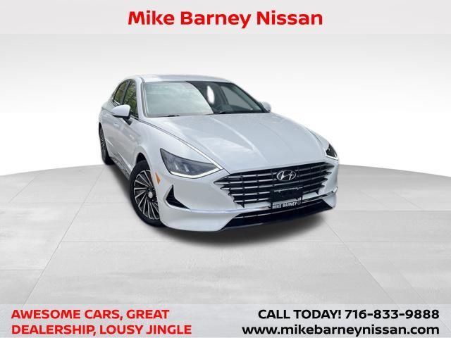 Photo of 2021 Hyper White Hyundai SONATA
