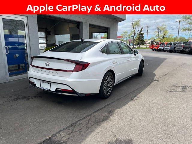 Photo of 2021 Hyper White Hyundai SONATA