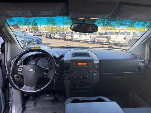 Photo of 2004 Radiant Silver Nissan Titan