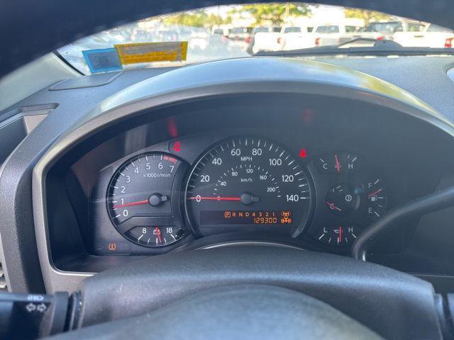 Photo of 2004 Radiant Silver Nissan Titan