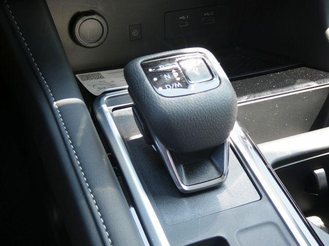 Photo of 2025 Brilliant Silver Metallic Nissan Pathfinder