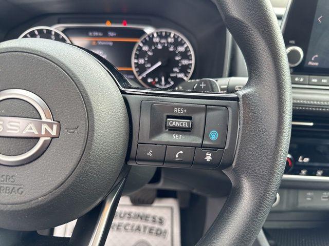 Photo of 2022 Brilliant Silver Metallic Nissan Rogue