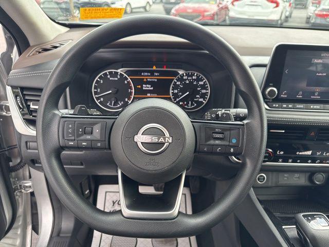 Photo of 2022 Brilliant Silver Metallic Nissan Rogue