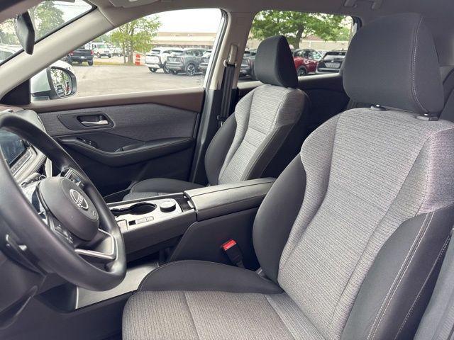 Photo of 2022 Brilliant Silver Metallic Nissan Rogue