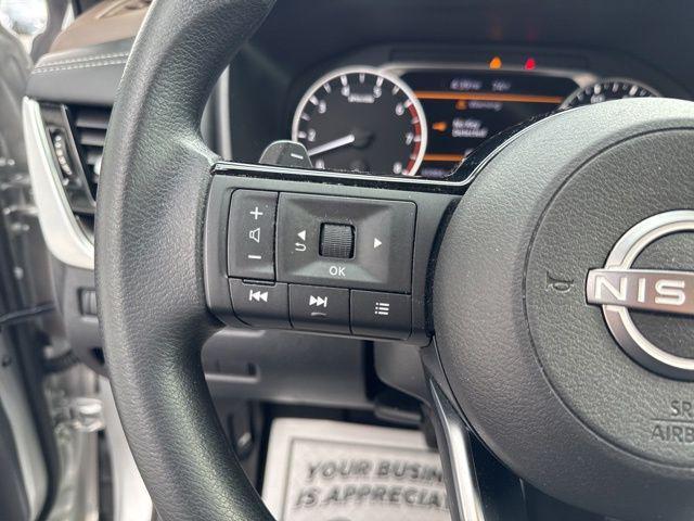 Photo of 2022 Brilliant Silver Metallic Nissan Rogue