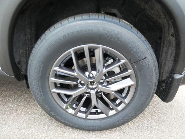 Photo of 2026 Glacier White Nissan Rogue