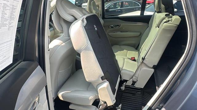 Photo of 2022 Denim Blue Metallic Volvo XC90