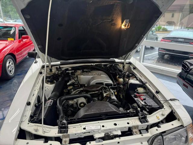Photo of 1988 White Ford Mustang