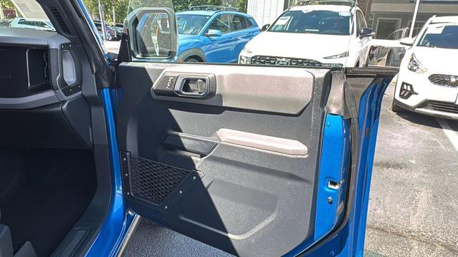 Photo of 2022 Velocity Blue Metallic Ford Bronco