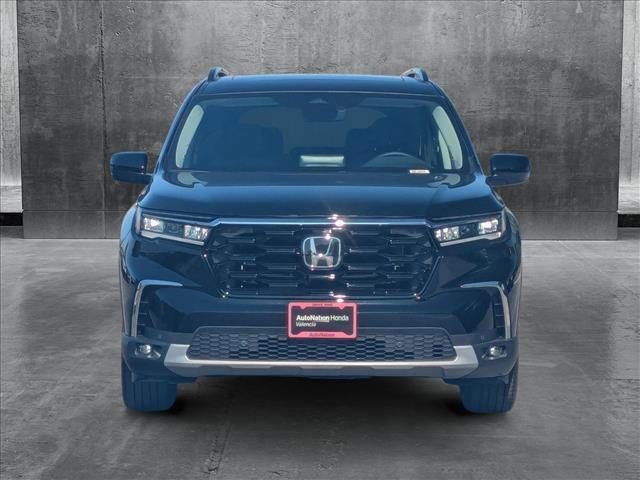 Photo of 2025 Crystal Black Pearl Honda Pilot