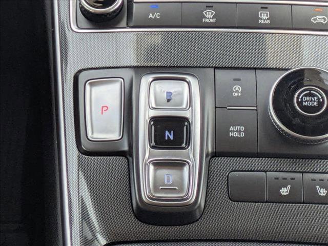 Photo of 2022 Shimmering Silver Hyundai SANTA FE