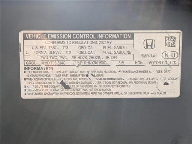 Photo of 2024 Crystal Black Pearl Honda Odyssey