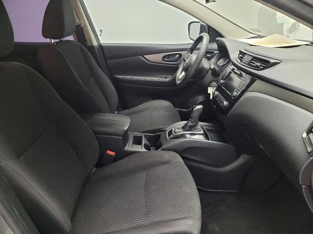 Photo of 2019 Gun Metallic Nissan Rogue Sport