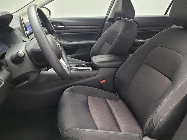 Photo of 2024 Gun Metallic Nissan Altima