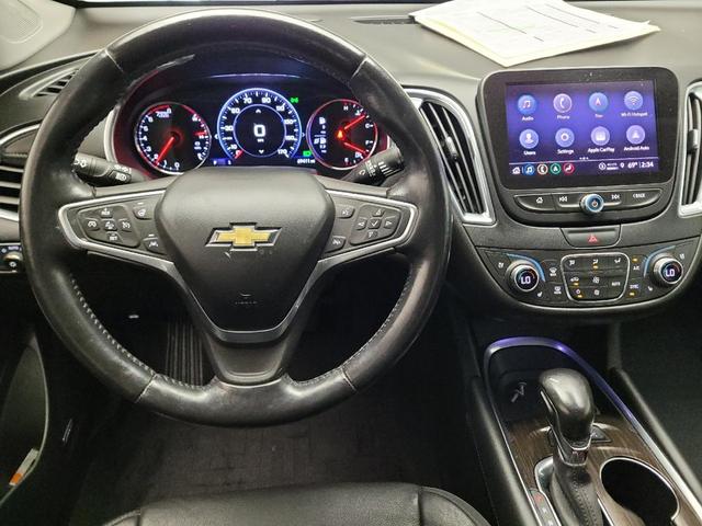 Photo of 2022 Mosaic Black Metallic Chevrolet Malibu