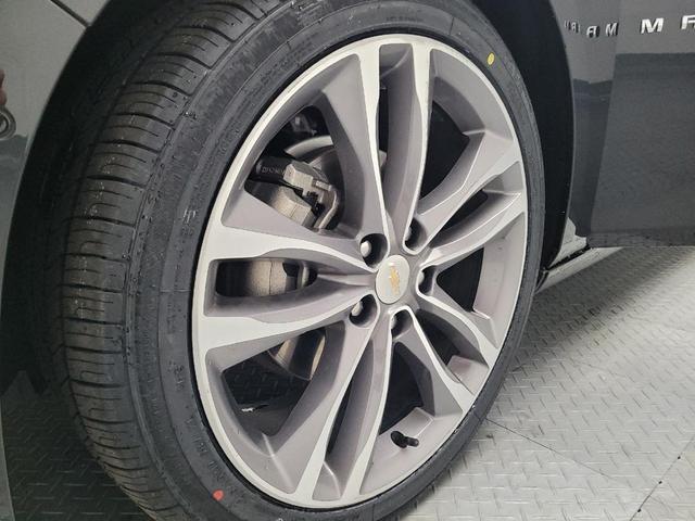Photo of 2022 Mosaic Black Metallic Chevrolet Malibu