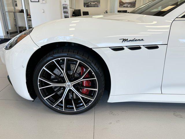 Photo of 2024 Bianco Solid Maserati GranTurismo