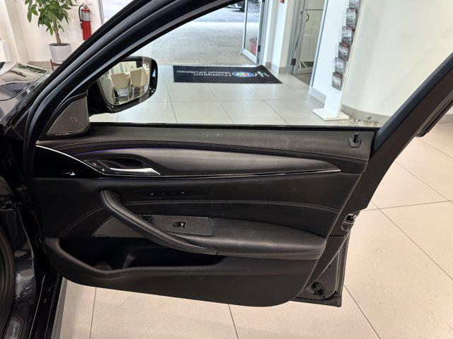 Photo of 2019 Singapore Gray Metallic BMW M5