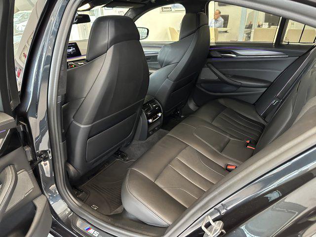 Photo of 2019 Singapore Gray Metallic BMW M5