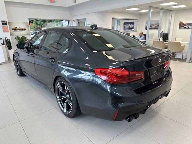 Photo of 2019 Singapore Gray Metallic BMW M5
