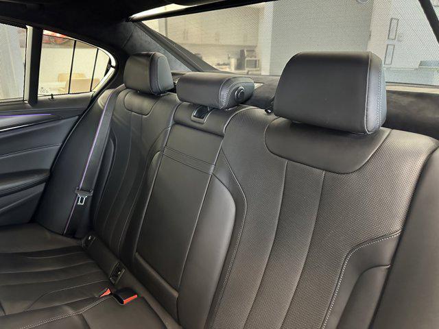Photo of 2019 Singapore Gray Metallic BMW M5