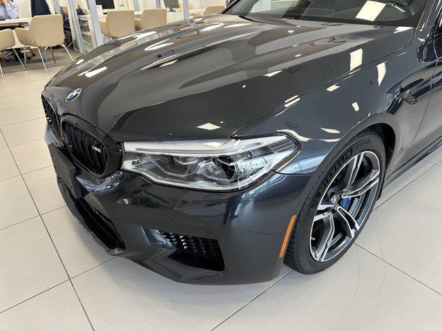 Photo of 2019 Singapore Gray Metallic BMW M5