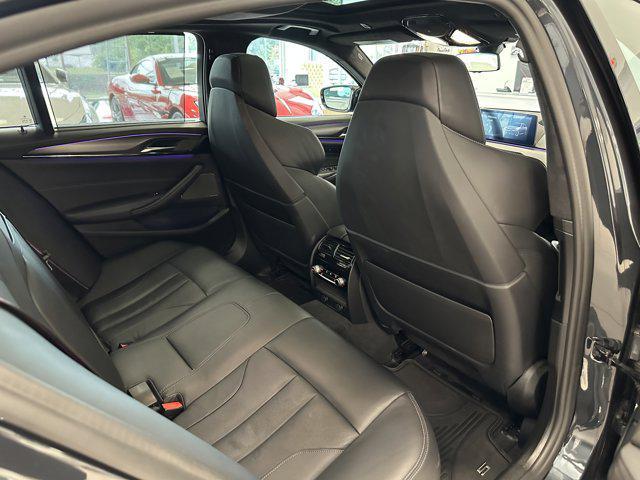 Photo of 2019 Singapore Gray Metallic BMW M5