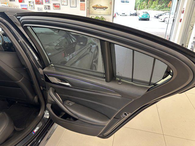 Photo of 2019 Singapore Gray Metallic BMW M5