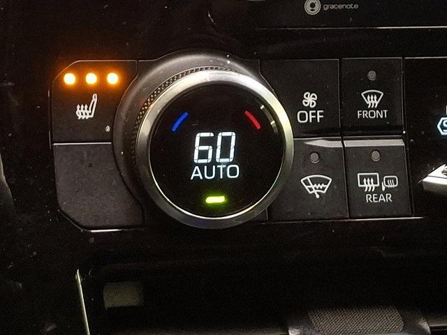 Photo of 2022 Magnetic Gray Metallic Toyota Highlander