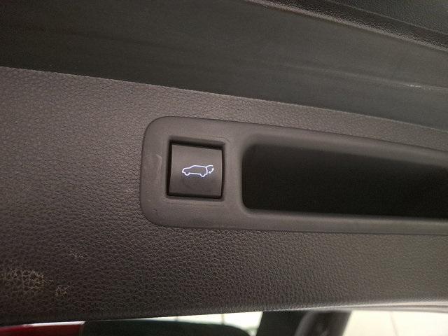 Photo of 2022 Magnetic Gray Metallic Toyota Highlander