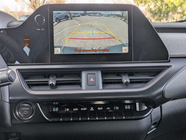 Photo of 2025 Green Lexus UX 300h